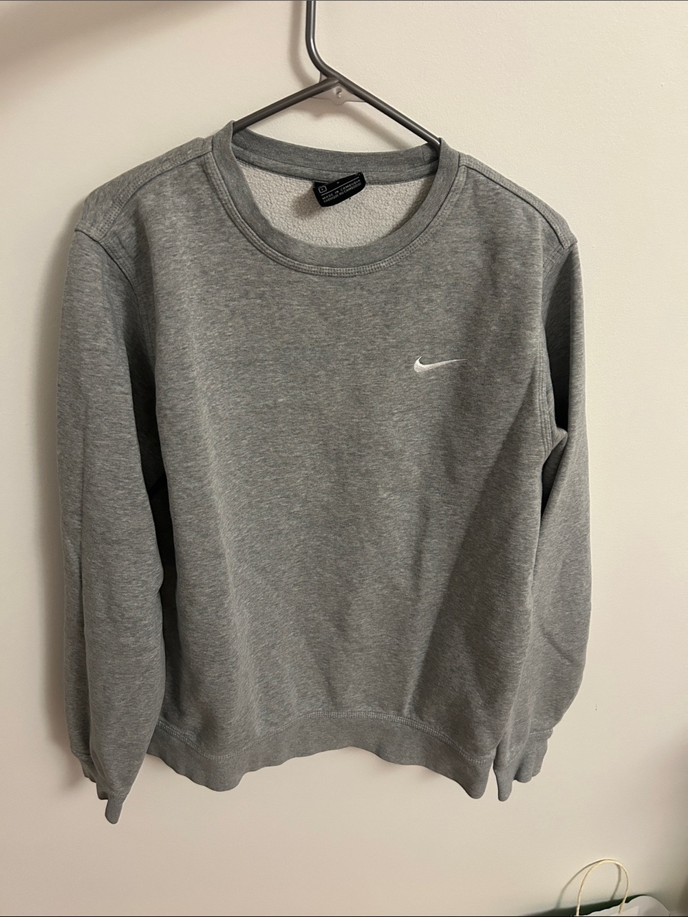 Nike Gray Crewneck Sweatshirt